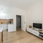 Apartment Peaceful In Center *
